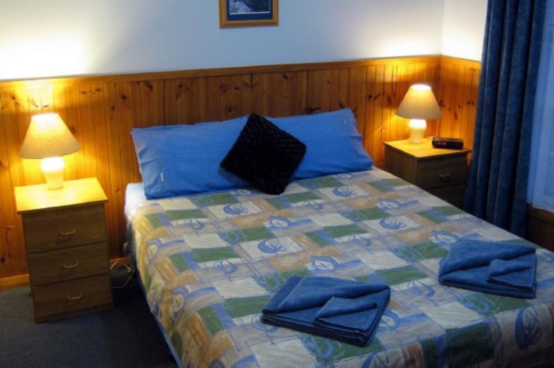 Castaway Holiday Apartments Стран Экстерьер фото