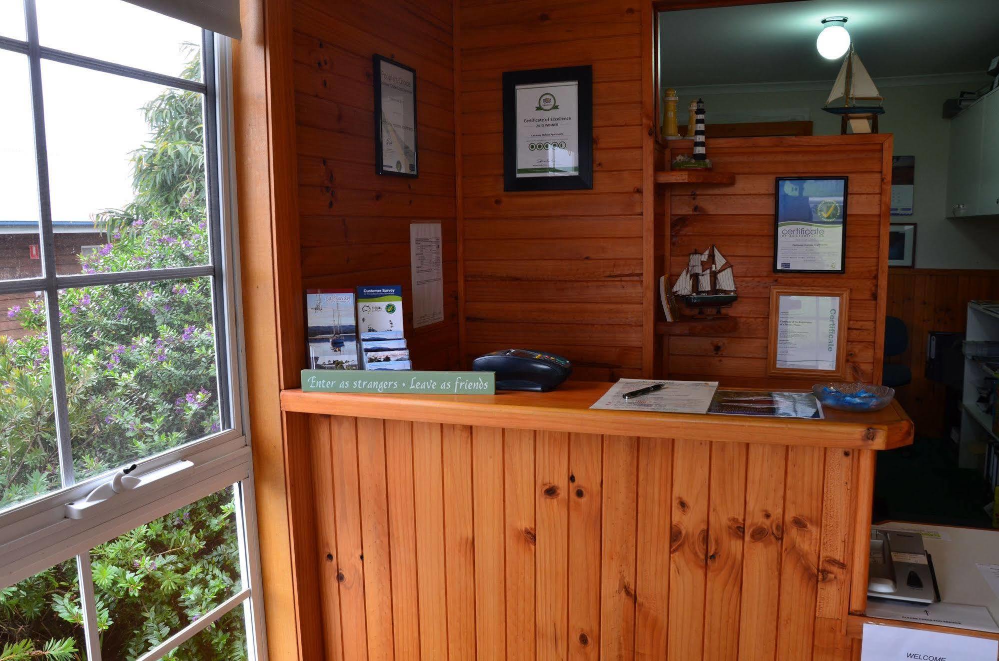 Castaway Holiday Apartments Стран Экстерьер фото