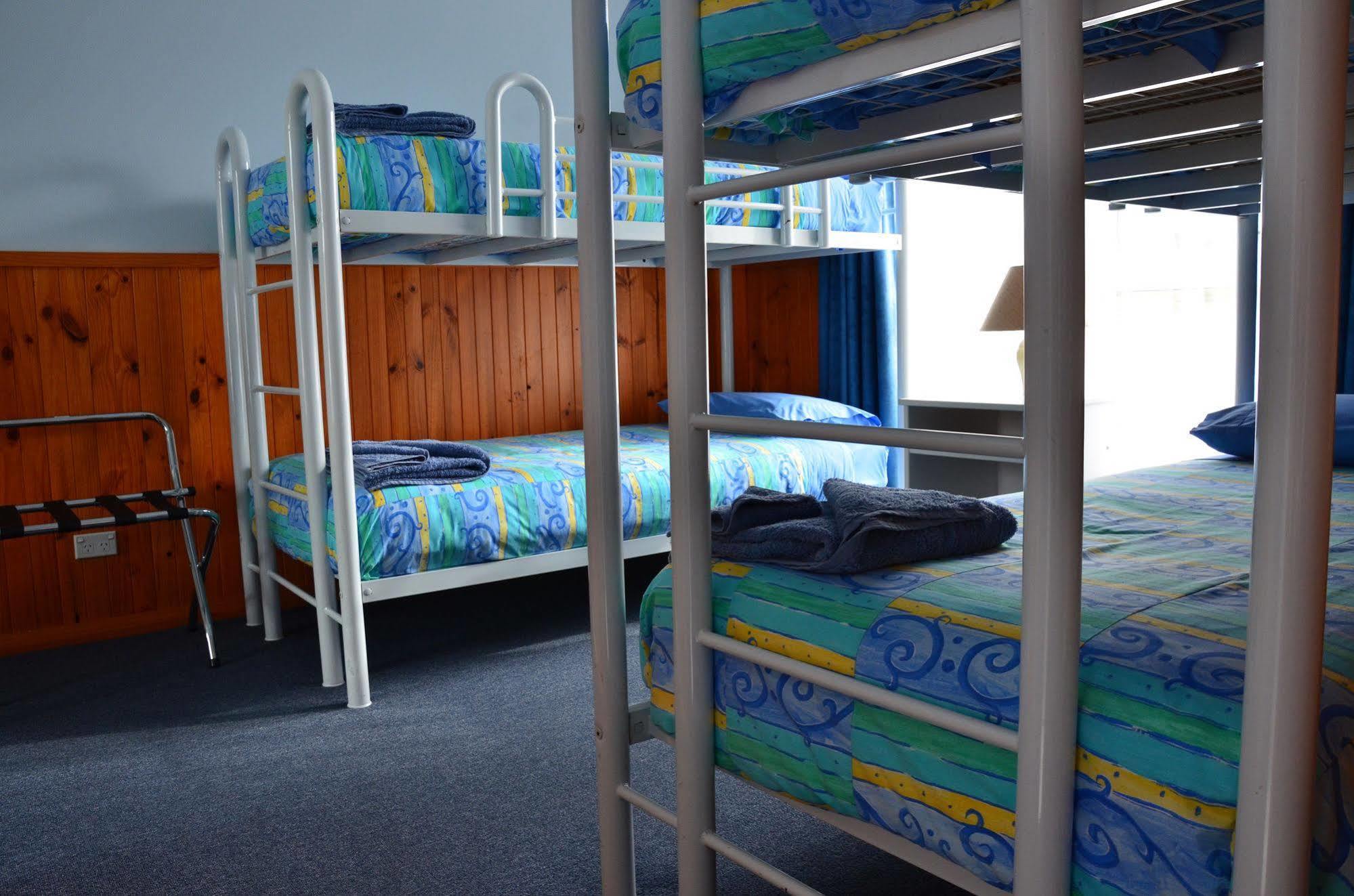 Castaway Holiday Apartments Стран Экстерьер фото